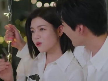 周柯宇片场恶搞陈妍希，场面一度失控！