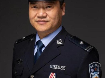 因疲惫身影走红民警林军去世