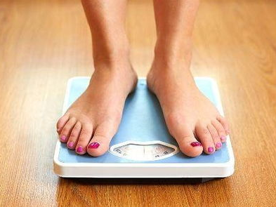 每日晨起体重称量：掌握健康生活的黄金时刻